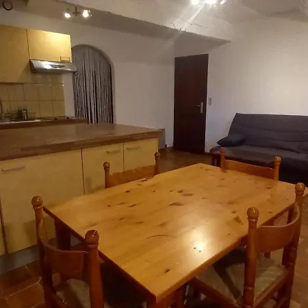 F2 Apartman Laroque-des-Albères